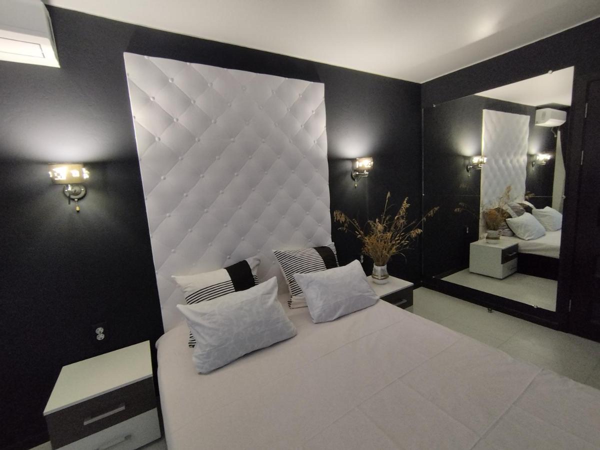 Sky The Apartment Centre Tiraspol Bagian luar foto