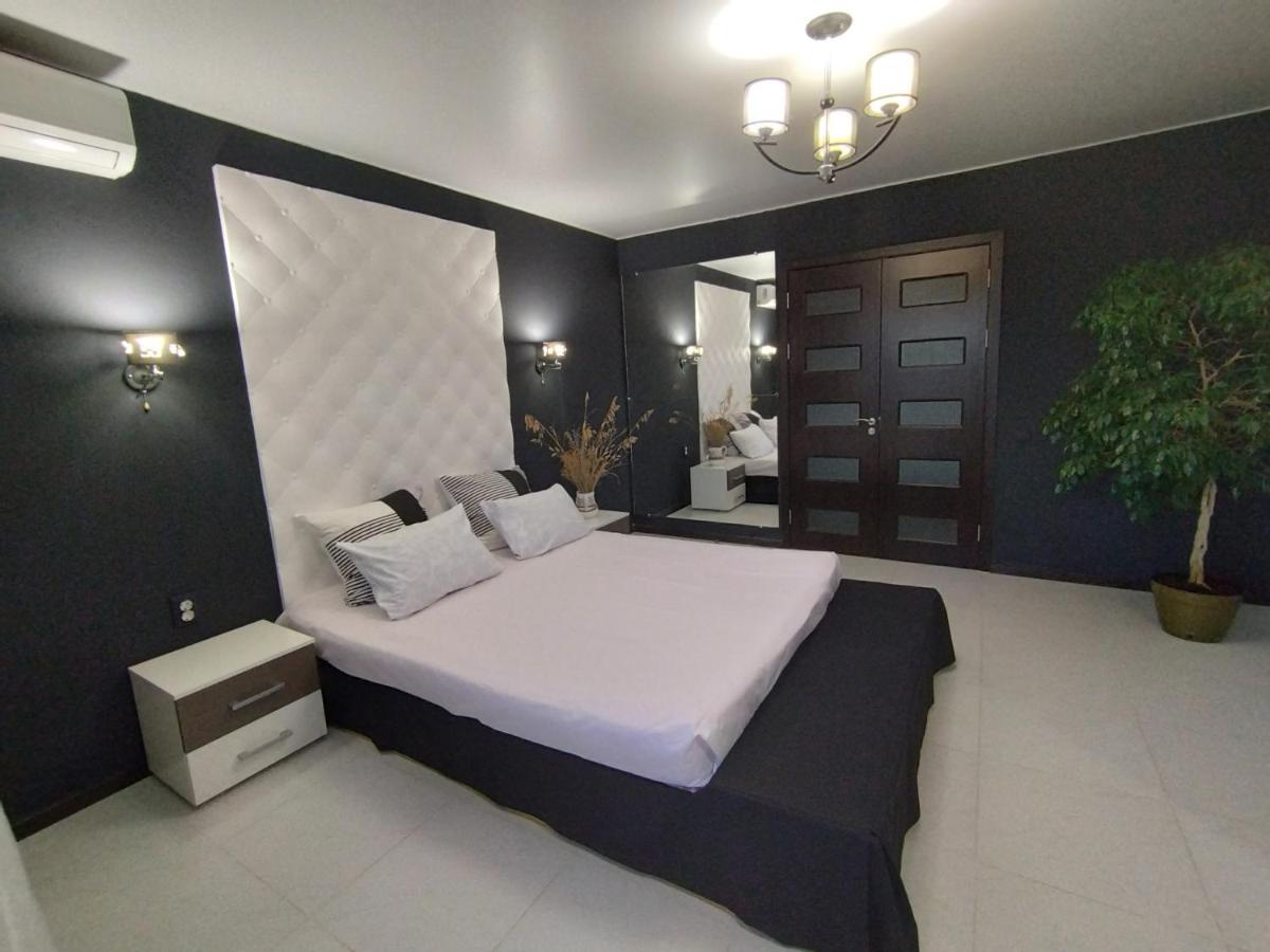 Sky The Apartment Centre Tiraspol Bagian luar foto